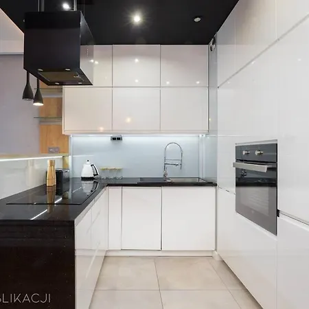 Ecru Specious 2-bedroom With Balcony Apartment