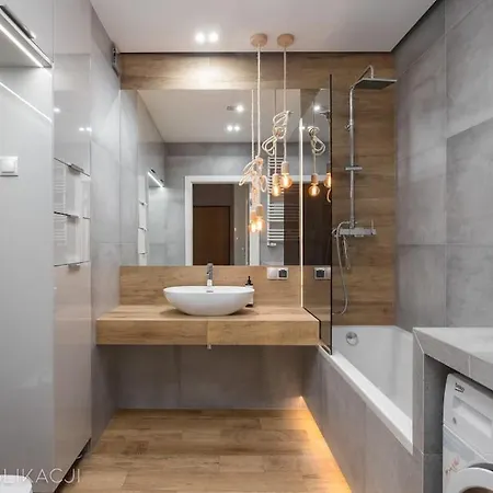Appartamento Ecru Specious 2-bedroom With Balcony